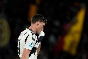 换帅也难救25岁弗拉霍维奇8场1球，尤文8350万引进年薪1200万