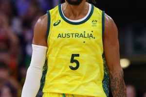 九游娱乐网站-说一个打国际比赛比NBA猛很多的球员！